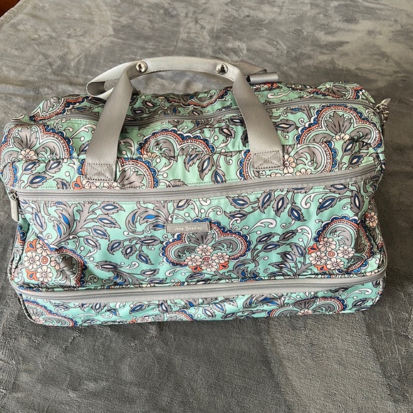 Vera Bradley Bags Vera Bradley Rolling Duffel Carryon Luggage 22